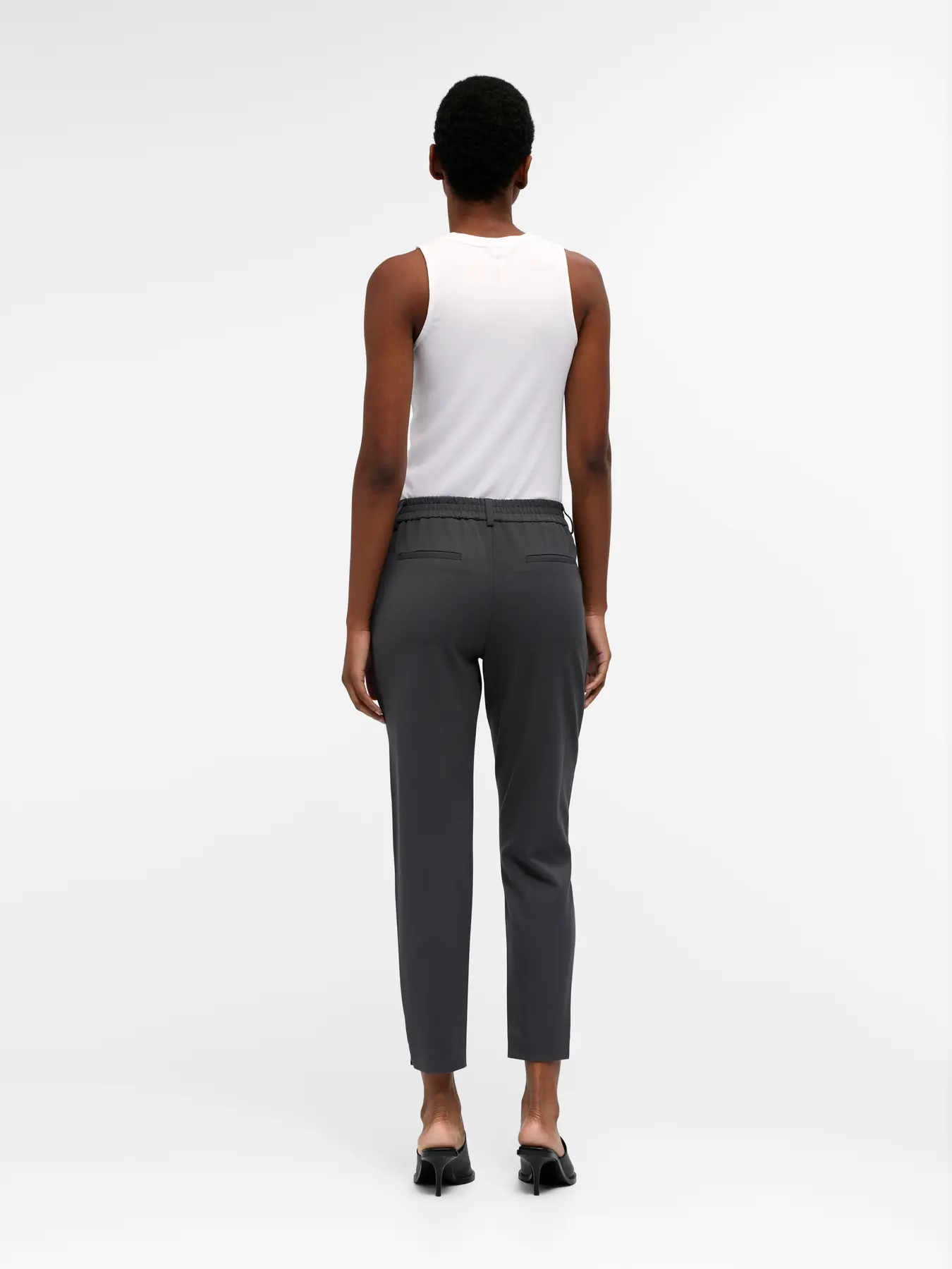 Objlisa gris oscuro 4