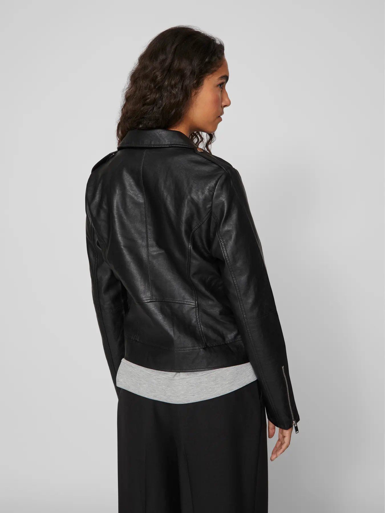 Black 3 Chaqueta biker mujer PU ligera OBJECT