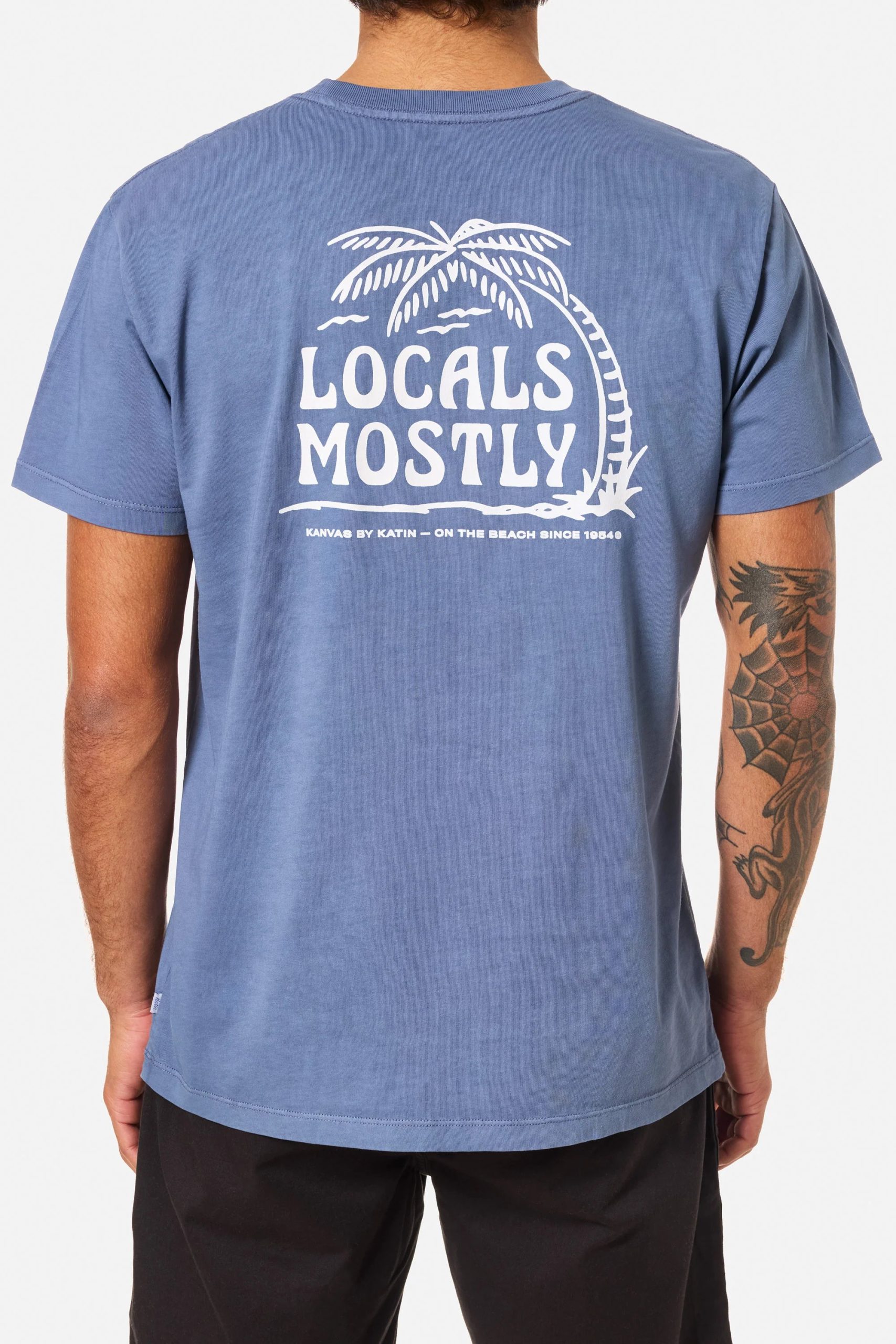 Blue Dye 4 Camiseta Katin Locals Tee hombre algodón orgánico con teñido personalizado y estilo surf