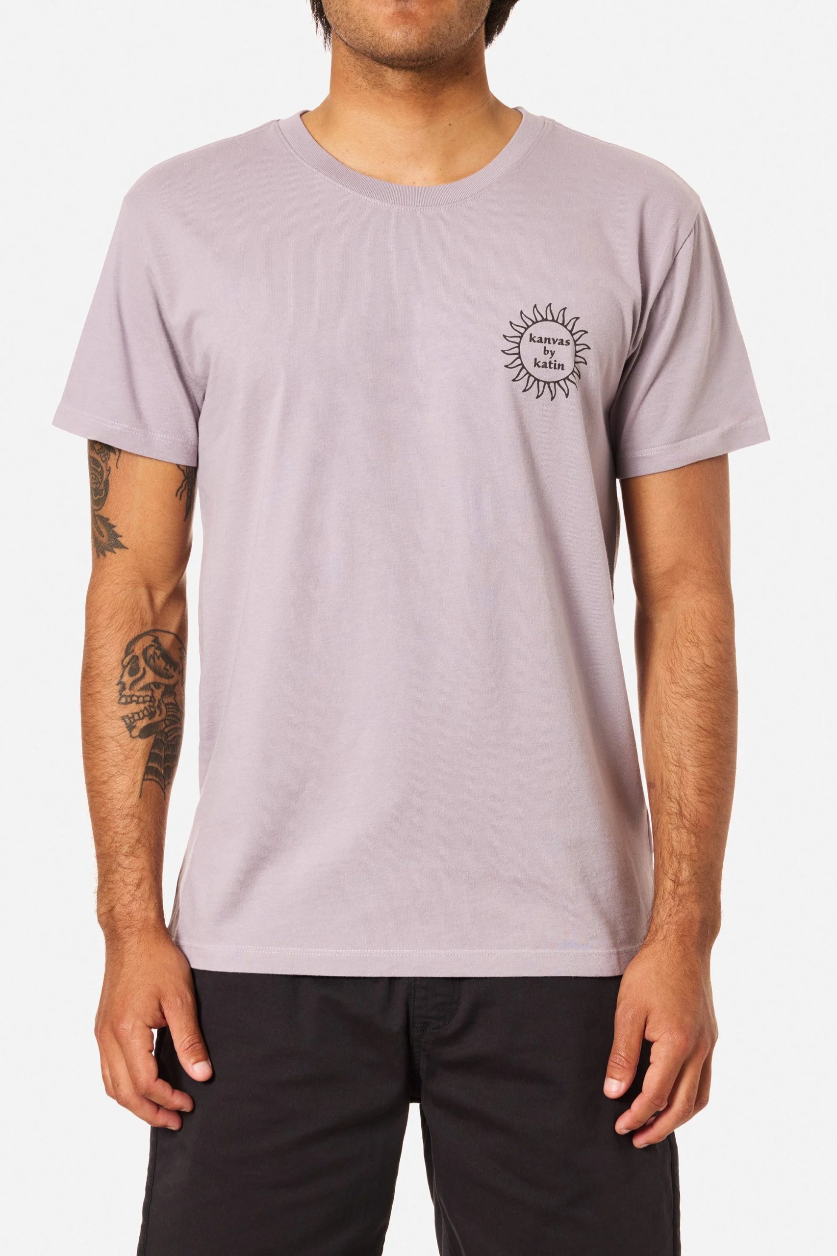 Lavender 2 Camiseta Katin Scortch Tee hombre algodón orgánico con diseño gráfico inspirado en el arte psicodélico