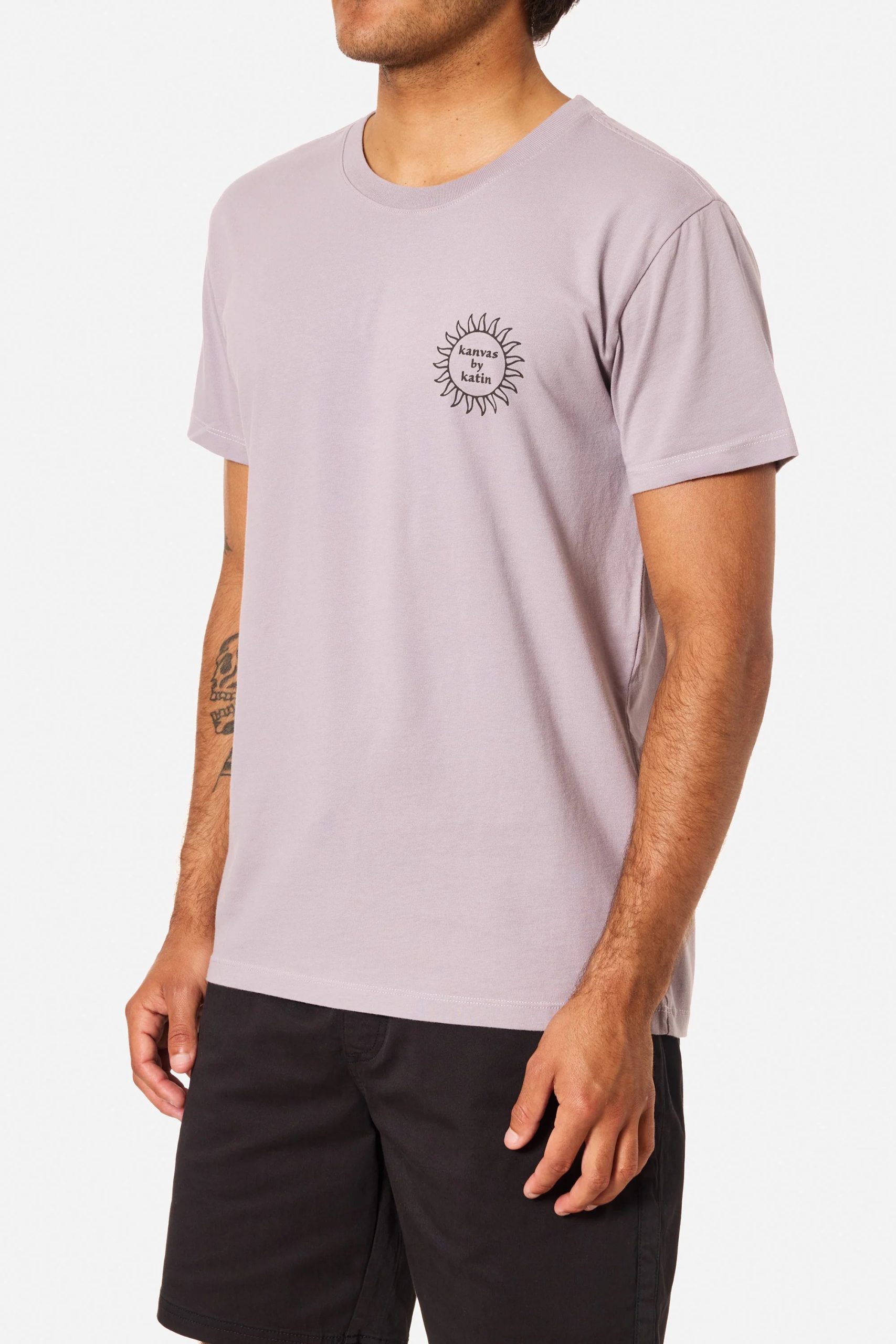 Lavender 3 Camiseta Katin Scortch Tee hombre algodón orgánico con diseño gráfico inspirado en el arte psicodélico
