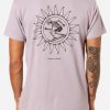 Lavender 4 Camiseta Katin Scortch Tee hombre algodón orgánico con diseño gráfico inspirado en el arte psicodélico