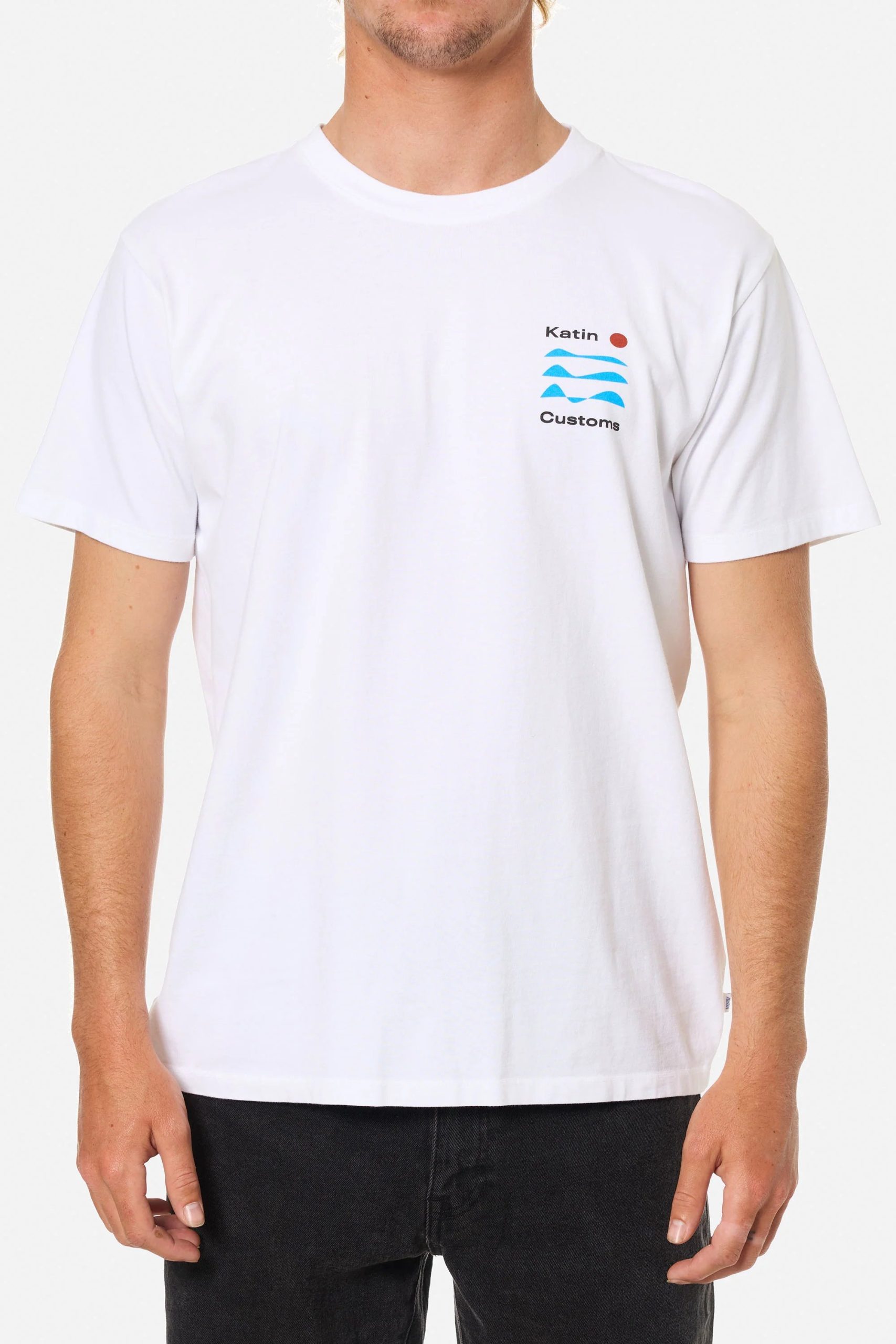 White 2 Camiseta Katin Frequency Tee hombre algodón orgánico con diseño atardecer costero