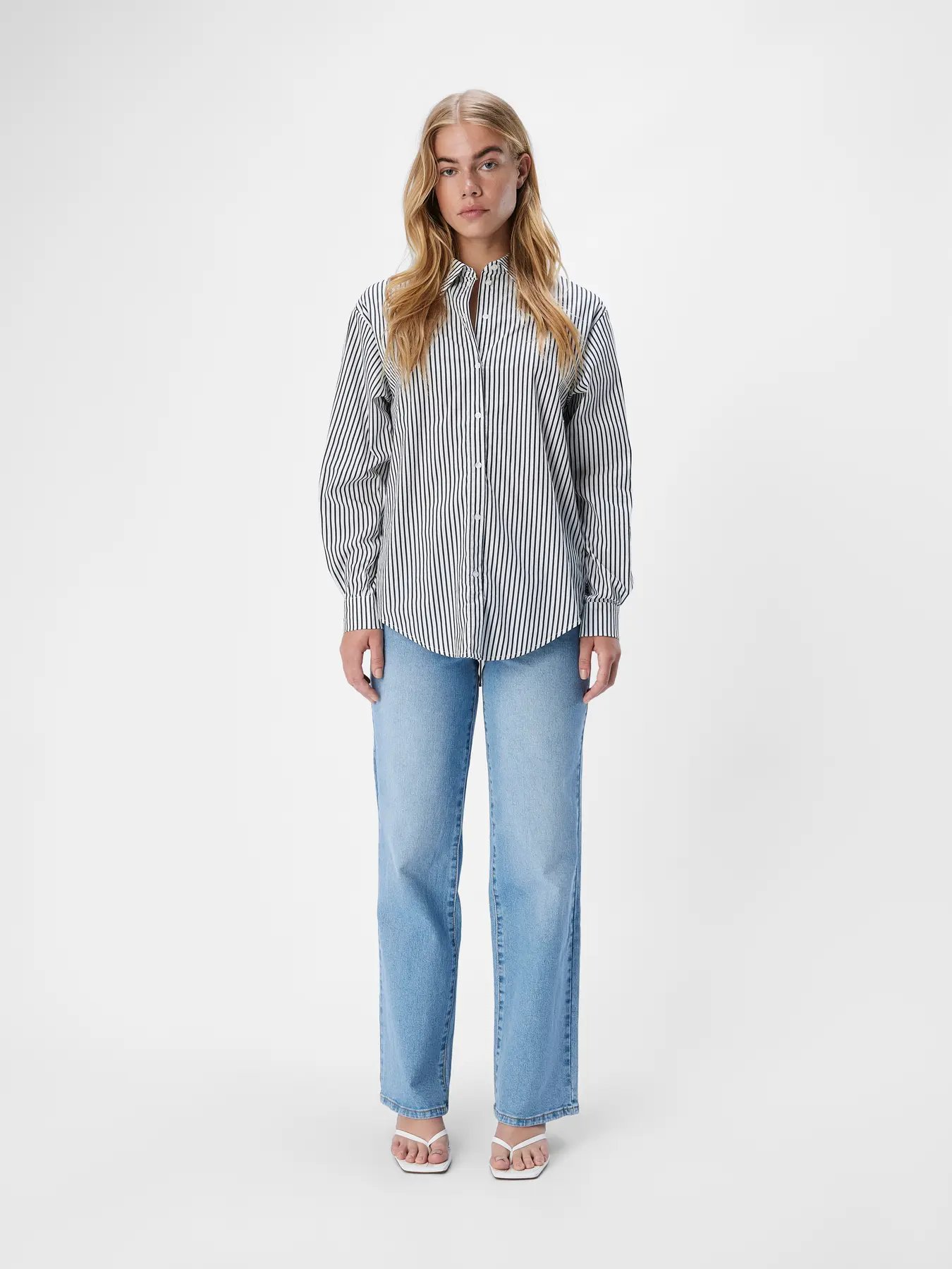 White - Black 2 Camisa mujer manga larga popelina con cuello clásico