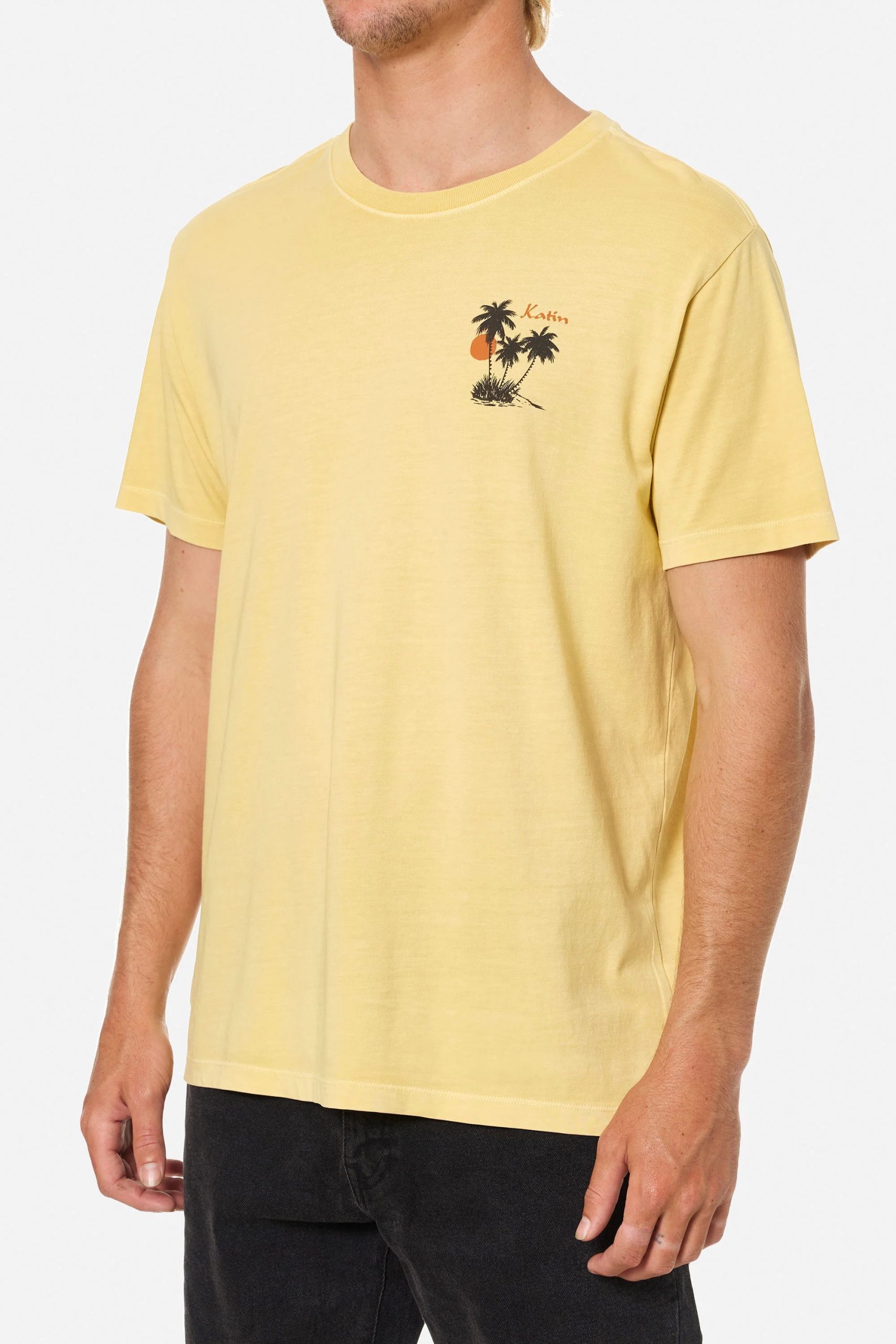 Yellow 3 Camiseta Katin Oasis Tee hombre algodón orgánico teñida y lavada estilo surf vintage