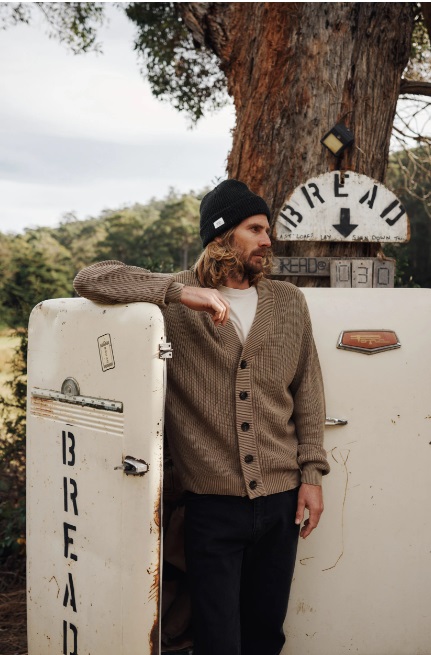 Gallant Cardigan Sweater Katin